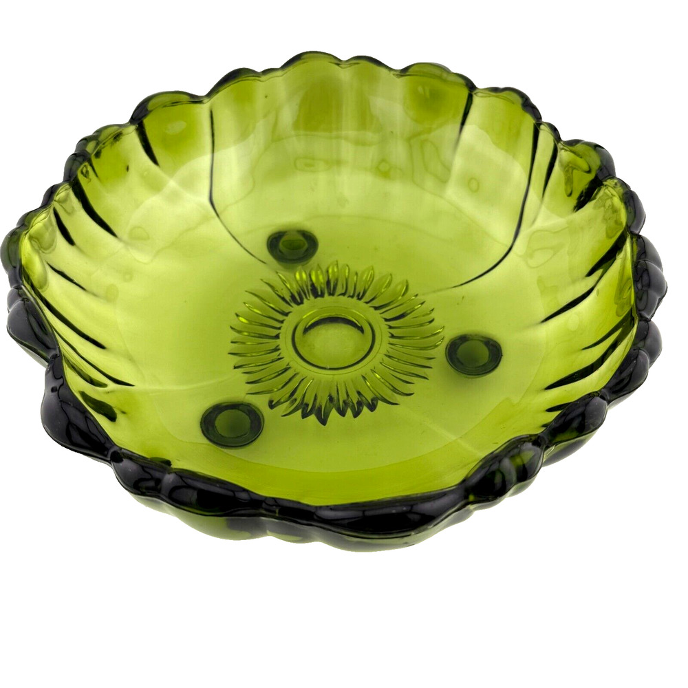 Vintage Indiana Glass Avocado Green Colony Petals Sunflower 11.5” Footed Bowl